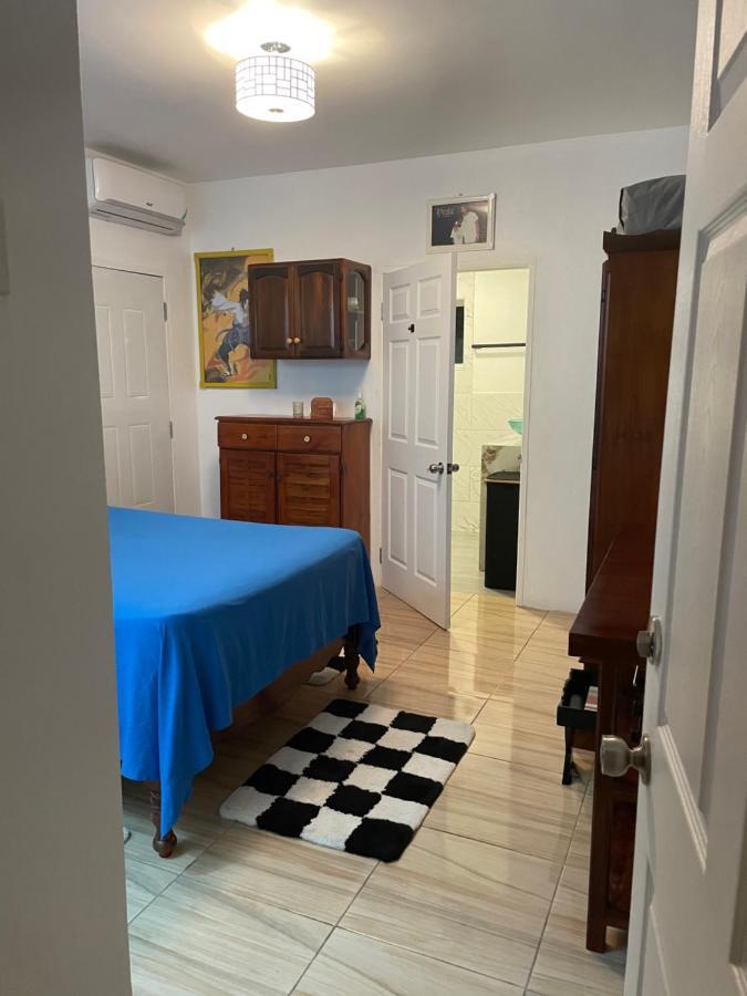 Centrally Located Room - 5 بورت أنطونيو المظهر الخارجي الصورة