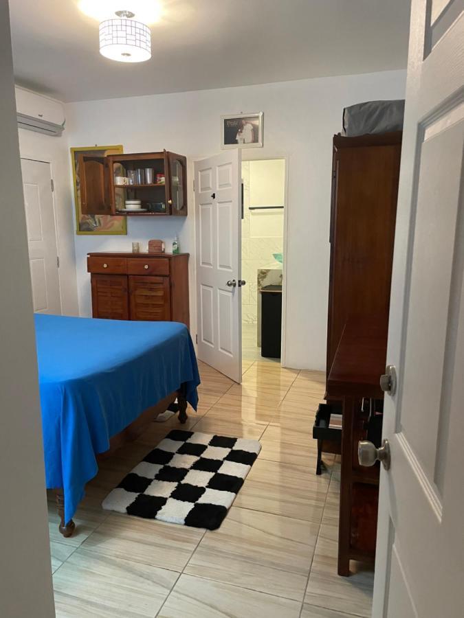 Centrally Located Room - 5 بورت أنطونيو المظهر الخارجي الصورة